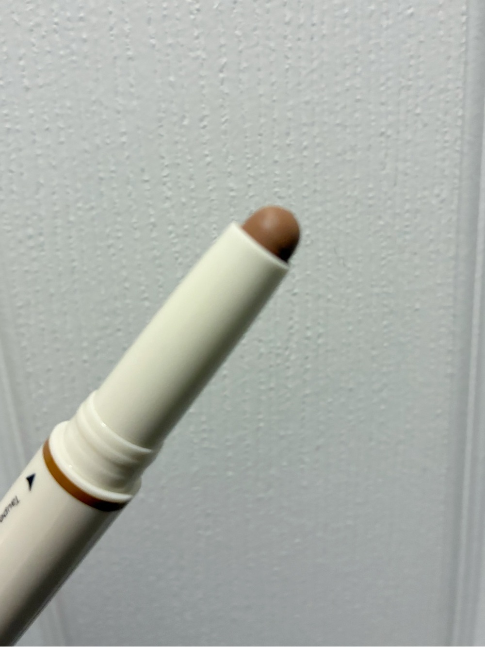 Dual Ended Eyeshadow Stick in Taupe Twilight